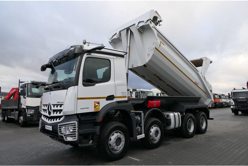 Mercedes-Benz AROCS 3246 / 8x4 / WYWROTKA / TYLNOZSYP / EURO 6 / OPONY 100 % - Φορτηγό ανατρεπόμενο: φωτογραφία 2 Mercedes-Benz AROCS 3246 / 8x4 / WYWROTKA / TYLNOZSYP / EURO 6 / OPONY 100 % - Φορτηγό ανατρεπόμενο: φωτογραφία 2