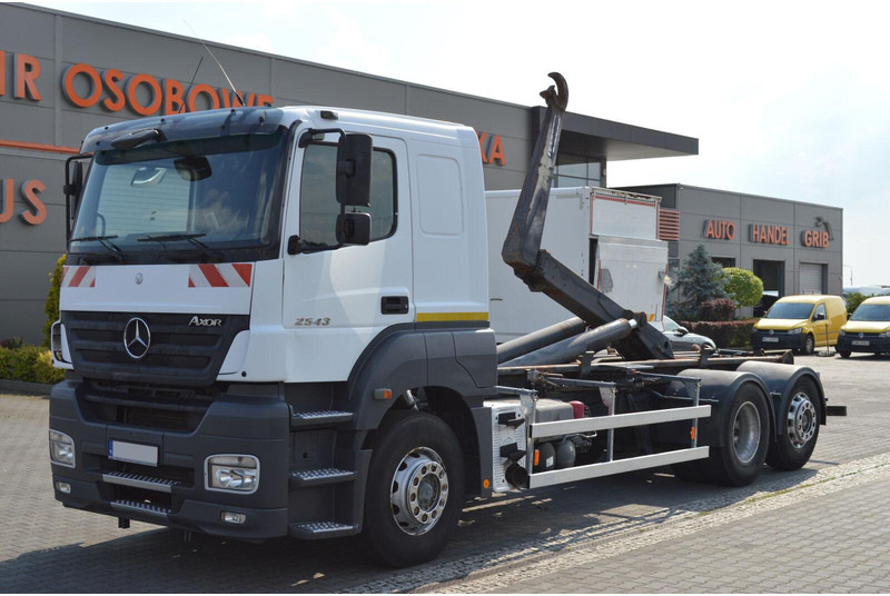 Mercedes-Benz AXOR 2543 HOOK JANCO HS20 14T KLIMA WEBASTO Bed Steering Axle Au - Φορτηγό φόρτωσης γάντζου: φωτογραφία 1 Mercedes-Benz AXOR 2543 HOOK JANCO HS20 14T KLIMA WEBASTO Bed Steering Axle Au - Φορτηγό φόρτωσης γάντζου: φωτογραφία 1