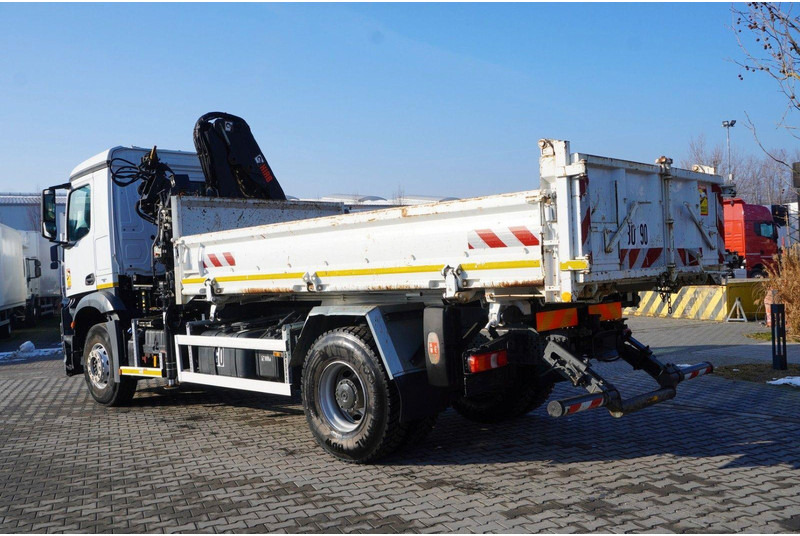 Φορτηγό ανατρεπόμενο, Φορτηγό με γερανό Mercedes-Benz Arocs 1833 3-Way Tipper Crane HIAB X-DUO 128 B: φωτογραφία 9