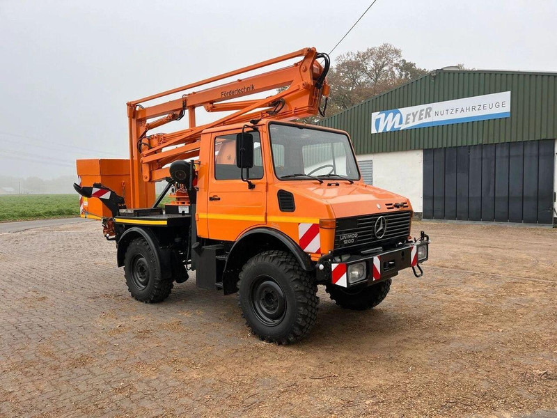 Mercedes-Benz Unimog 1200 4x4 - Lifting basket - Φορτηγό, Φορτηγό με γερανό: φωτογραφία 2 Mercedes-Benz Unimog 1200 4x4 - Lifting basket - Φορτηγό, Φορτηγό με γερανό: φωτογραφία 2