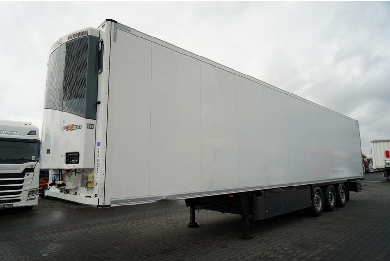 Schmitz Cargobull CHŁODNIA / THERMO KING SLX 300 / HAKÓWKA / HAKOWA / OŚ PODNOSZON - Επικαθήμενο ψυγείο: φωτογραφία 3 Schmitz Cargobull CHŁODNIA / THERMO KING SLX 300 / HAKÓWKA / HAKOWA / OŚ PODNOSZON - Επικαθήμενο ψυγείο: φωτογραφία 3