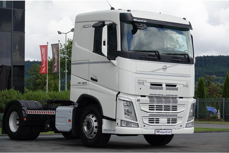 Volvo FH 420 / 13 L / PEŁNY ADR / 2017 ROK / NISKA KABINA / SPROWADZON - Τράκτορας: φωτογραφία 2 Volvo FH 420 / 13 L / PEŁNY ADR / 2017 ROK / NISKA KABINA / SPROWADZON - Τράκτορας: φωτογραφία 2