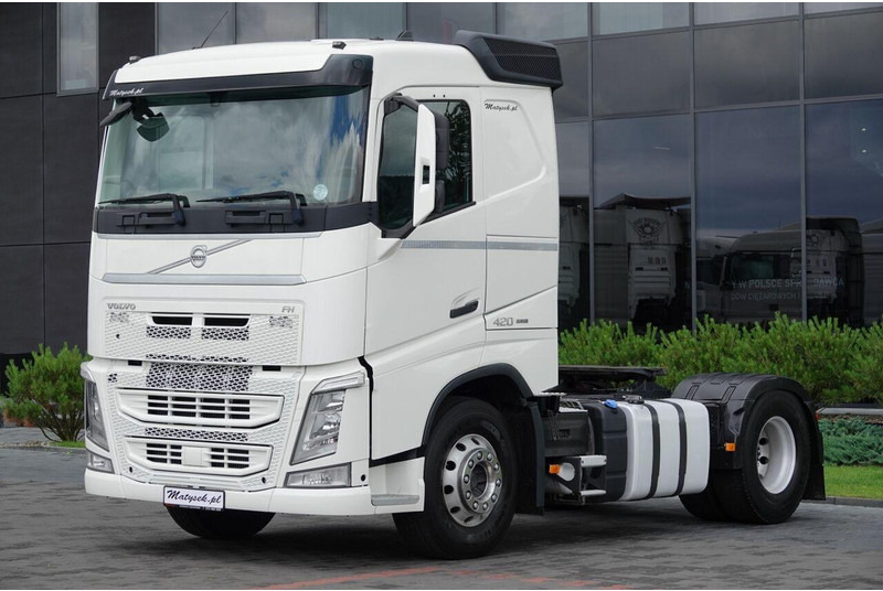 Volvo FH 420 / 13 L / PEŁNY ADR / 2017 ROK / NISKA KABINA / SPROWADZON - Τράκτορας: φωτογραφία 4 Volvo FH 420 / 13 L / PEŁNY ADR / 2017 ROK / NISKA KABINA / SPROWADZON - Τράκτορας: φωτογραφία 4