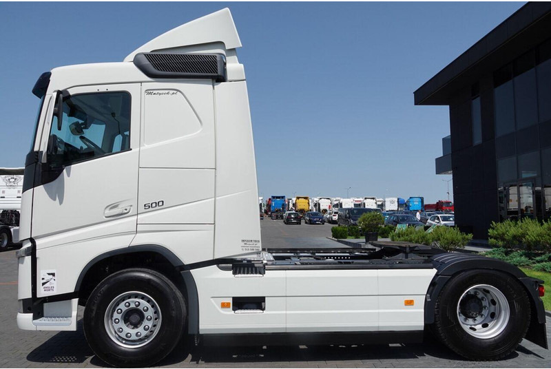 Volvo FH 500 / NISKA KABINA / PO ZŁOTYM KONTRAKCIE SERWISOWYM / OPONY - Τράκτορας: φωτογραφία 5 Volvo FH 500 / NISKA KABINA / PO ZŁOTYM KONTRAKCIE SERWISOWYM / OPONY - Τράκτορας: φωτογραφία 5