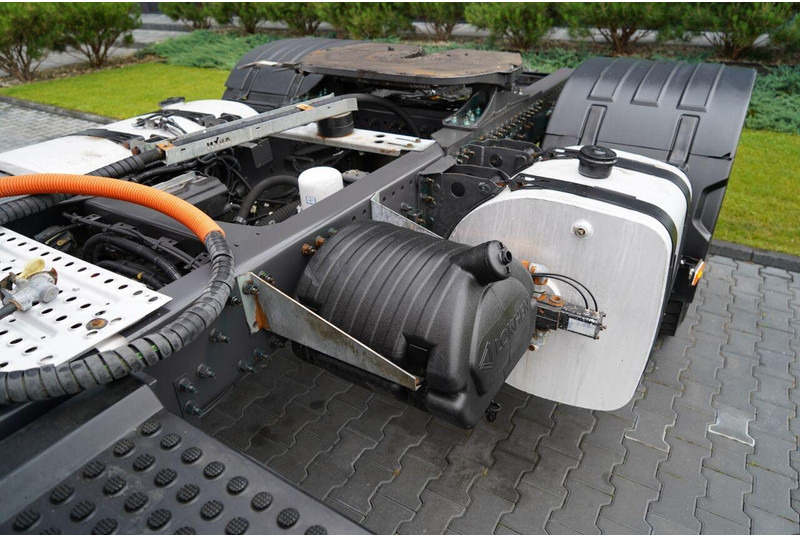 Τράκτορας Volvo FMX 430 / HYDRAULIKA / NISKA KABINA / ALUFELGI / EURO 6 / SPROWA: φωτογραφία 11 Τράκτορας Volvo FMX 430 / HYDRAULIKA / NISKA KABINA / ALUFELGI / EURO 6 / SPROWA: φωτογραφία 11