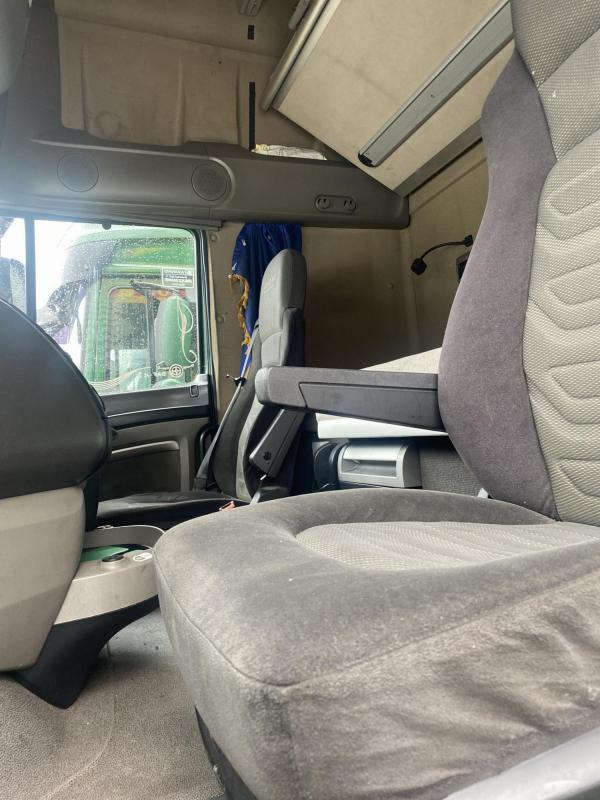 DAF XF Euro 5 105-460 4x2 Super Space Cab 4x2 XF Super Space cab Auto - Τράκτορας: φωτογραφία 4 DAF XF Euro 5 105-460 4x2 Super Space Cab 4x2 XF Super Space cab Auto - Τράκτορας: φωτογραφία 4