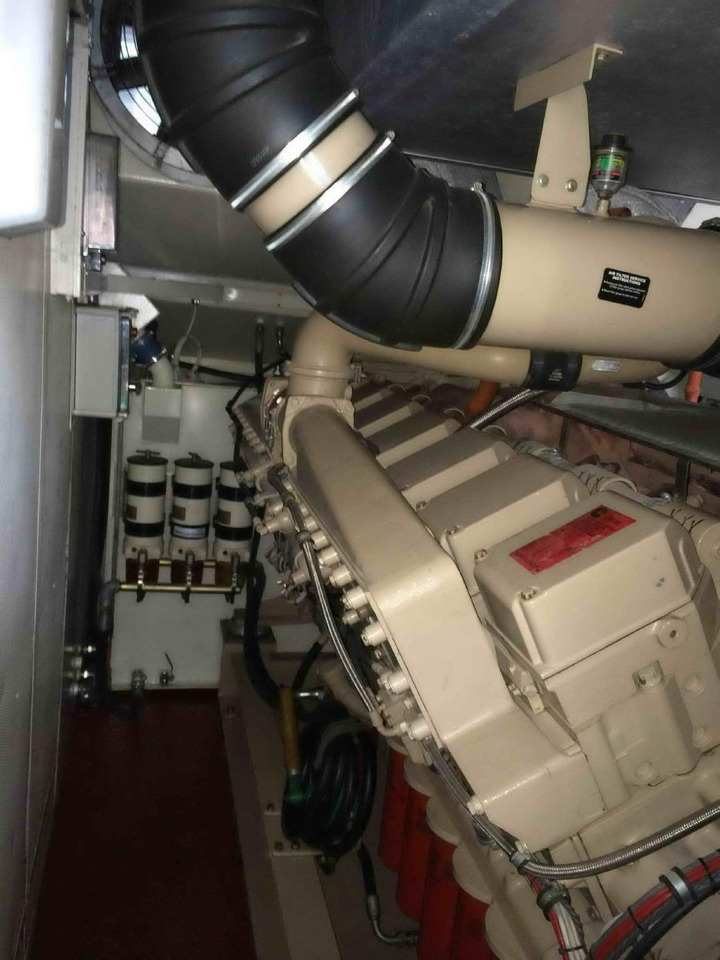 Cummins Generator 1425 KVA powerd by KTA50-G3 - Βιομηχανική γεννήτρια: φωτογραφία 1 Cummins Generator 1425 KVA powerd by KTA50-G3 - Βιομηχανική γεννήτρια: φωτογραφία 1