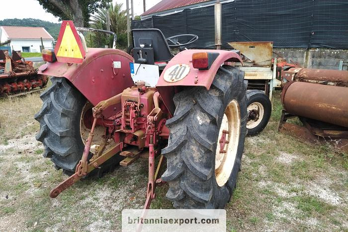 International 433 SA 4X2 | 2.5 diesel | brand new tyres | - Τρακτέρ: φωτογραφία 4 International 433 SA 4X2 | 2.5 diesel | brand new tyres | - Τρακτέρ: φωτογραφία 4