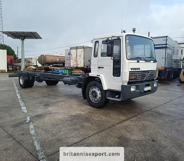 VOLVO FL619 Intercooler | Manual Pump | 19 Ton | On 10 Studs | Full Springs Suspension | - Φορτηγό σασί: φωτογραφία 1 VOLVO FL619 Intercooler | Manual Pump | 19 Ton | On 10 Studs | Full Springs Suspension | - Φορτηγό σασί: φωτογραφία 1