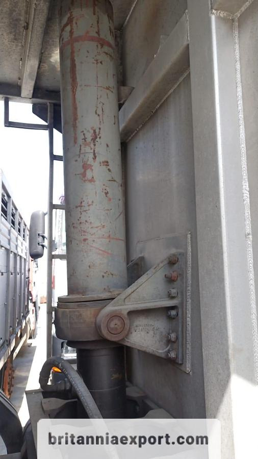 VOLVO FL7 260 Intercooler 6X2 Tipper – 26 Ton | 8 Tyres | Export Ready - Φορτηγό ανατρεπόμενο: φωτογραφία 5 VOLVO FL7 260 Intercooler 6X2 Tipper – 26 Ton | 8 Tyres | Export Ready - Φορτηγό ανατρεπόμενο: φωτογραφία 5