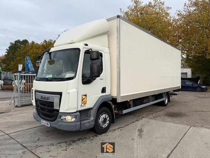 DAF LF180 12 TON - LADEBORDWAND - TOP TRUCK - Φορτηγό κόφα: φωτογραφία 1 DAF LF180 12 TON - LADEBORDWAND - TOP TRUCK - Φορτηγό κόφα: φωτογραφία 1