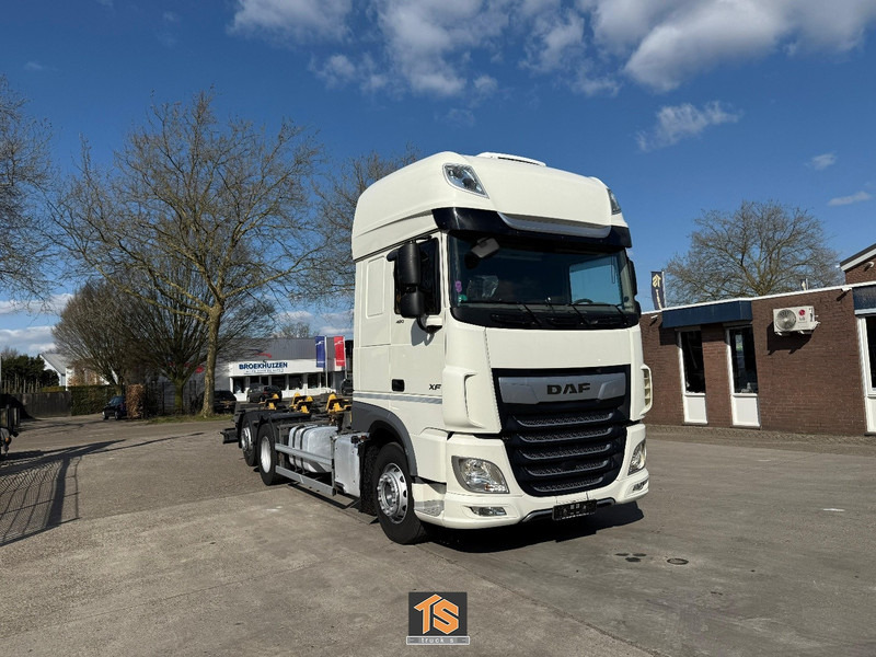 DAF XF 480 FAN SSC - LBW - RETARDER - BDF - KLIMA - GERMAN TRUCK - TOP! - Φορτηγό μεταφοράς εμπορευματοκιβωτίων/ Κινητό αμάξωμα: φωτογραφία 2 DAF XF 480 FAN SSC - LBW - RETARDER - BDF - KLIMA - GERMAN TRUCK - TOP! - Φορτηγό μεταφοράς εμπορευματοκιβωτίων/ Κινητό αμάξωμα: φωτογραφία 2