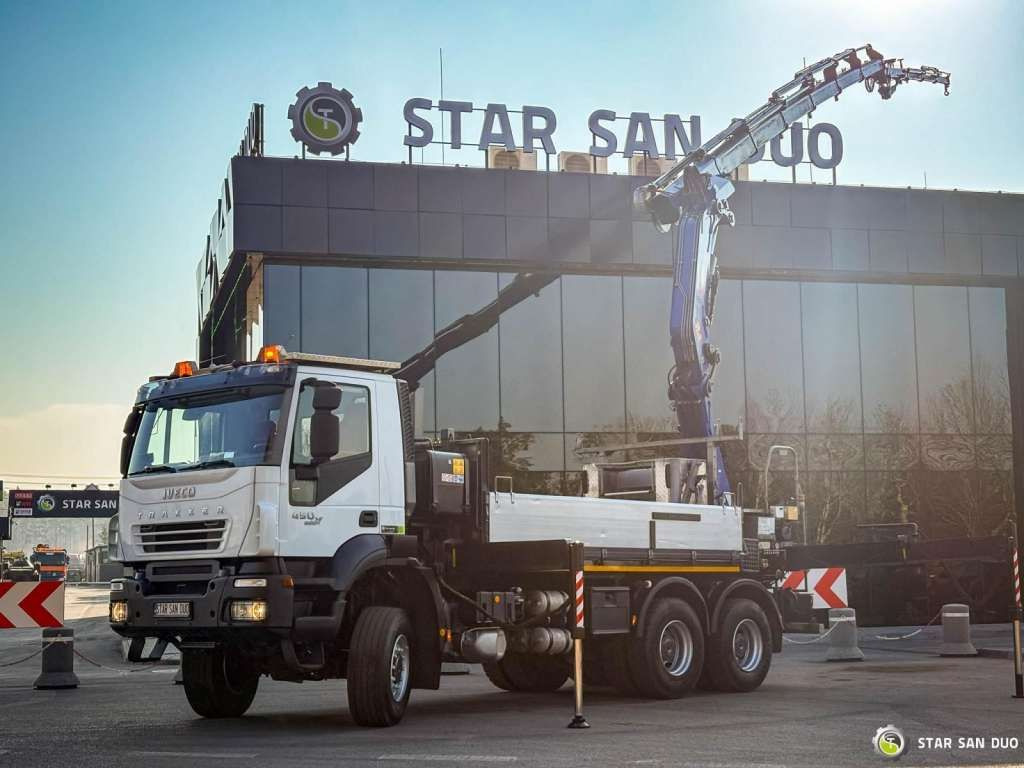 Iveco TRAKKER 450 6x6 PM41S FLY JIB Crane Kipper - Φορτηγό με γερανό: φωτογραφία 1 Iveco TRAKKER 450 6x6 PM41S FLY JIB Crane Kipper - Φορτηγό με γερανό: φωτογραφία 1