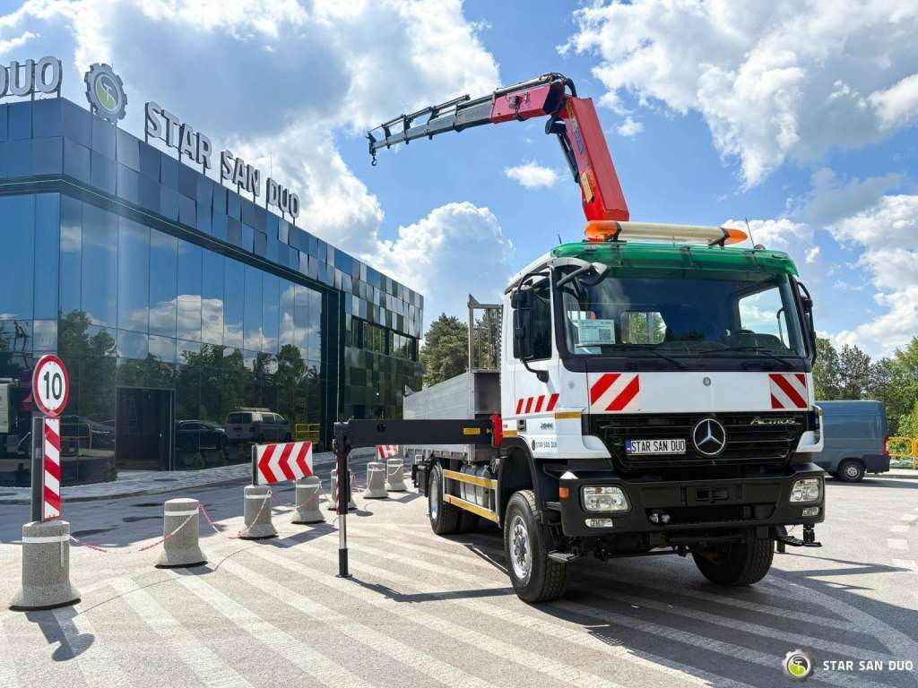 Mercedes-Benz ACTROS 2044A 4x4 Palfinger PK 20002 hds Crane - Φορτηγό με γερανό: φωτογραφία 2 Mercedes-Benz ACTROS 2044A 4x4 Palfinger PK 20002 hds Crane - Φορτηγό με γερανό: φωτογραφία 2