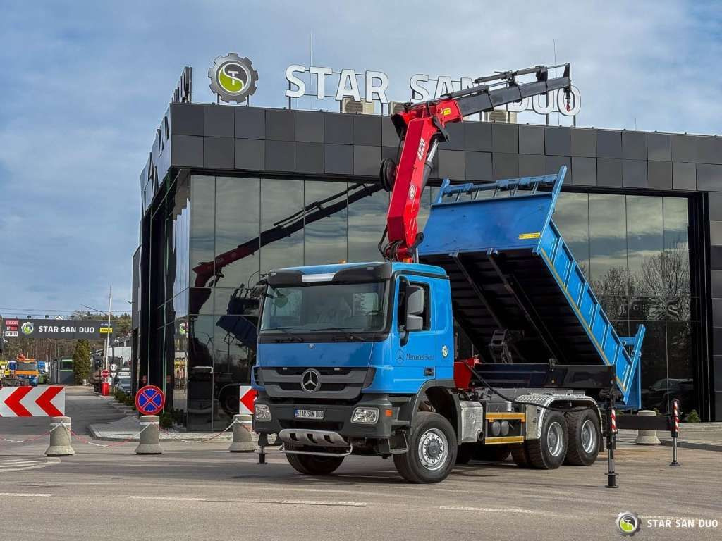 Mercedes-Benz ACTROS 3341 6x6 HMF 4220 K4 CRANE KIPPER - Φορτηγό ανατρεπόμενο: φωτογραφία 1 Mercedes-Benz ACTROS 3341 6x6 HMF 4220 K4 CRANE KIPPER - Φορτηγό ανατρεπόμενο: φωτογραφία 1