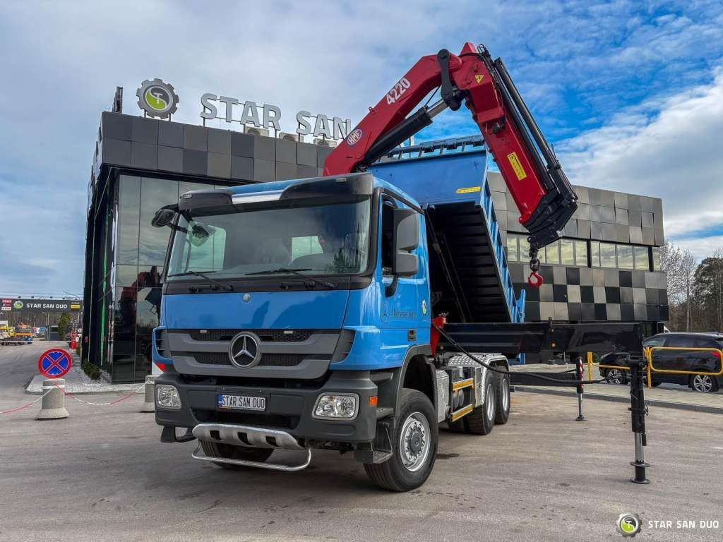 Mercedes-Benz ACTROS 3341 6x6 HMF 4220 K4 CRANE KIPPER - Φορτηγό ανατρεπόμενο: φωτογραφία 2 Mercedes-Benz ACTROS 3341 6x6 HMF 4220 K4 CRANE KIPPER - Φορτηγό ανατρεπόμενο: φωτογραφία 2
