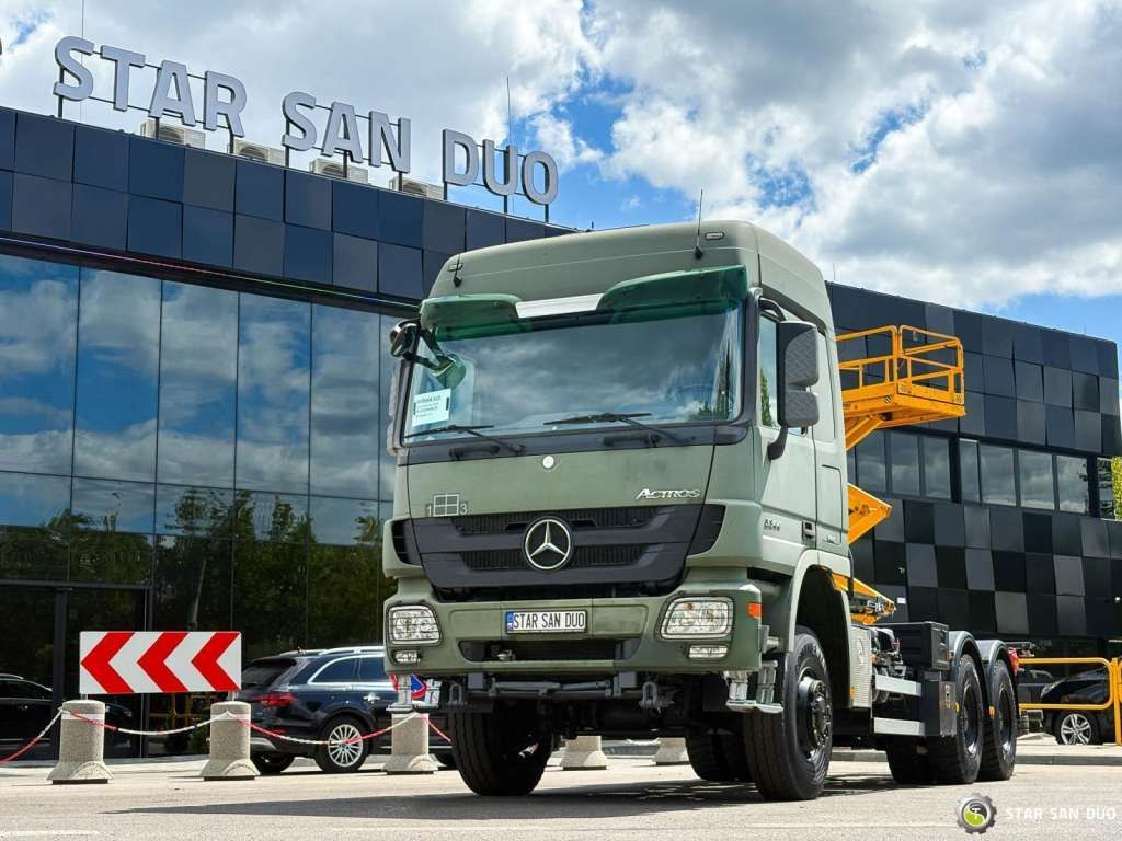 Mercedes-Benz ACTROS 3344 6x6 System Twist Lock - Φορτηγό σασί: φωτογραφία 1 Mercedes-Benz ACTROS 3344 6x6 System Twist Lock - Φορτηγό σασί: φωτογραφία 1