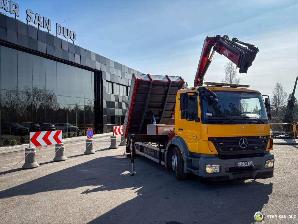 Mercedes-Benz AXOR 1824 4x2 HMF 975 HDS Crane Rotator Kipper Mercedes-Benz AXOR 1824 4x2 HMF 975 HDS Crane Rotator Kipper - Φορτηγό με γερανό, Φορτηγό ανατρεπόμενο: φωτογραφία 2 Mercedes-Benz AXOR 1824 4x2 HMF 975 HDS Crane Rotator Kipper Mercedes-Benz AXOR 1824 4x2 HMF 975 HDS Crane Rotator Kipper - Φορτηγό με γερανό, Φορτηγό ανατρεπόμενο: φωτογραφία 2