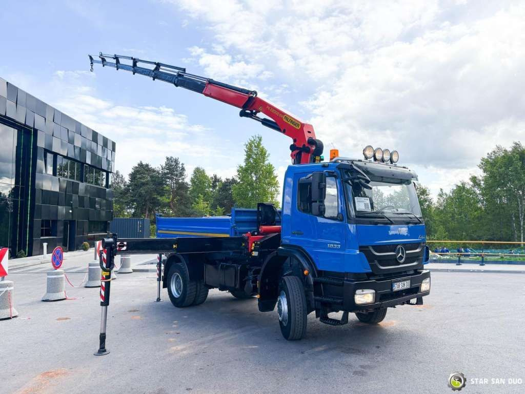 Mercedes-Benz AXOR 1833 4x4 Palfinger PK 22002 EH Crane Winch - Φορτηγό ανατρεπόμενο: φωτογραφία 2 Mercedes-Benz AXOR 1833 4x4 Palfinger PK 22002 EH Crane Winch - Φορτηγό ανατρεπόμενο: φωτογραφία 2