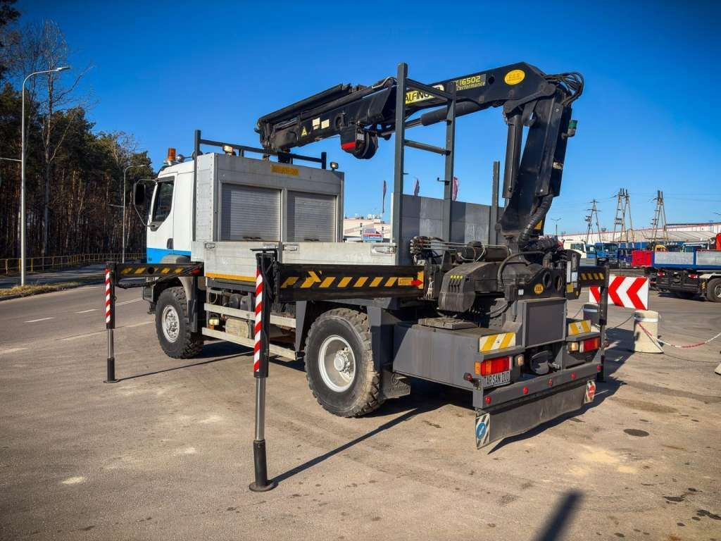 Renault KERAX 270 4x4 PALFINGER PK 16502 CRANE WINCH - Φορτηγό με γερανό, Φορτηγό με ανοιχτή καρότσα: φωτογραφία 4 Renault KERAX 270 4x4 PALFINGER PK 16502 CRANE WINCH - Φορτηγό με γερανό, Φορτηγό με ανοιχτή καρότσα: φωτογραφία 4