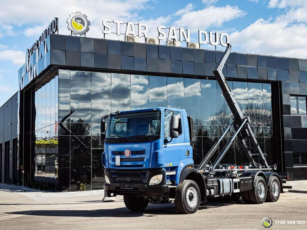 Tatra T158 PHOENIX 6x6 Euro 6 - Φορτηγό σασί: φωτογραφία 1 Tatra T158 PHOENIX 6x6 Euro 6 - Φορτηγό σασί: φωτογραφία 1