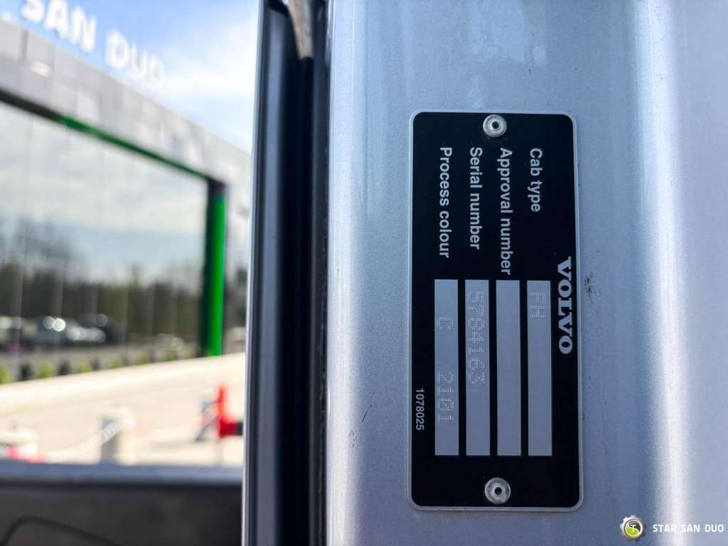 Τράκτορας Volvo  FH 500 8x4*4 PK65002 Fly JIB Crane 7456 h Winch: φωτογραφία 28
