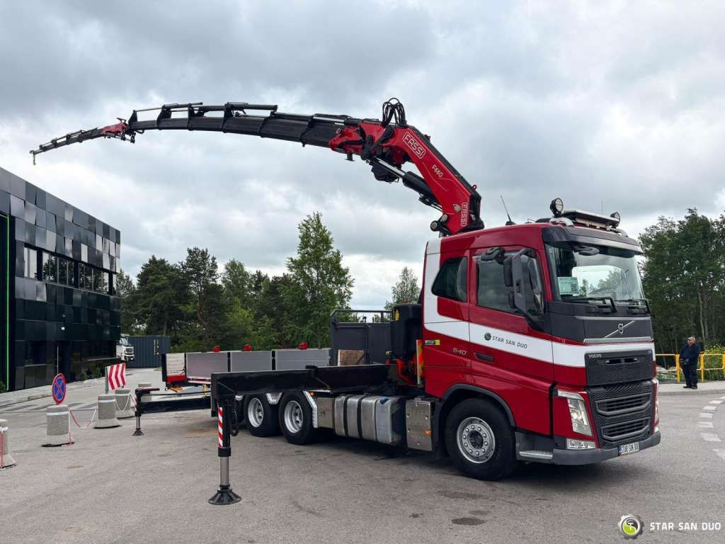 Volvo FH 540 8x4 FASSI F 660 HDS Fly Jib Winch - Φορτηγό με γερανό: φωτογραφία 2 Volvo FH 540 8x4 FASSI F 660 HDS Fly Jib Winch - Φορτηγό με γερανό: φωτογραφία 2