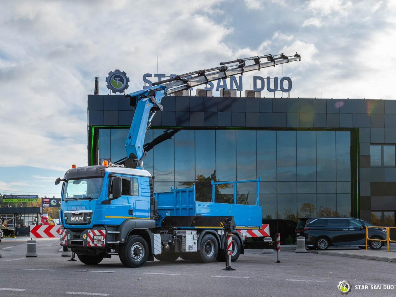 - Φορτηγό με γερανό: φωτογραφία 5 - Φορτηγό με γερανό: φωτογραφία 5