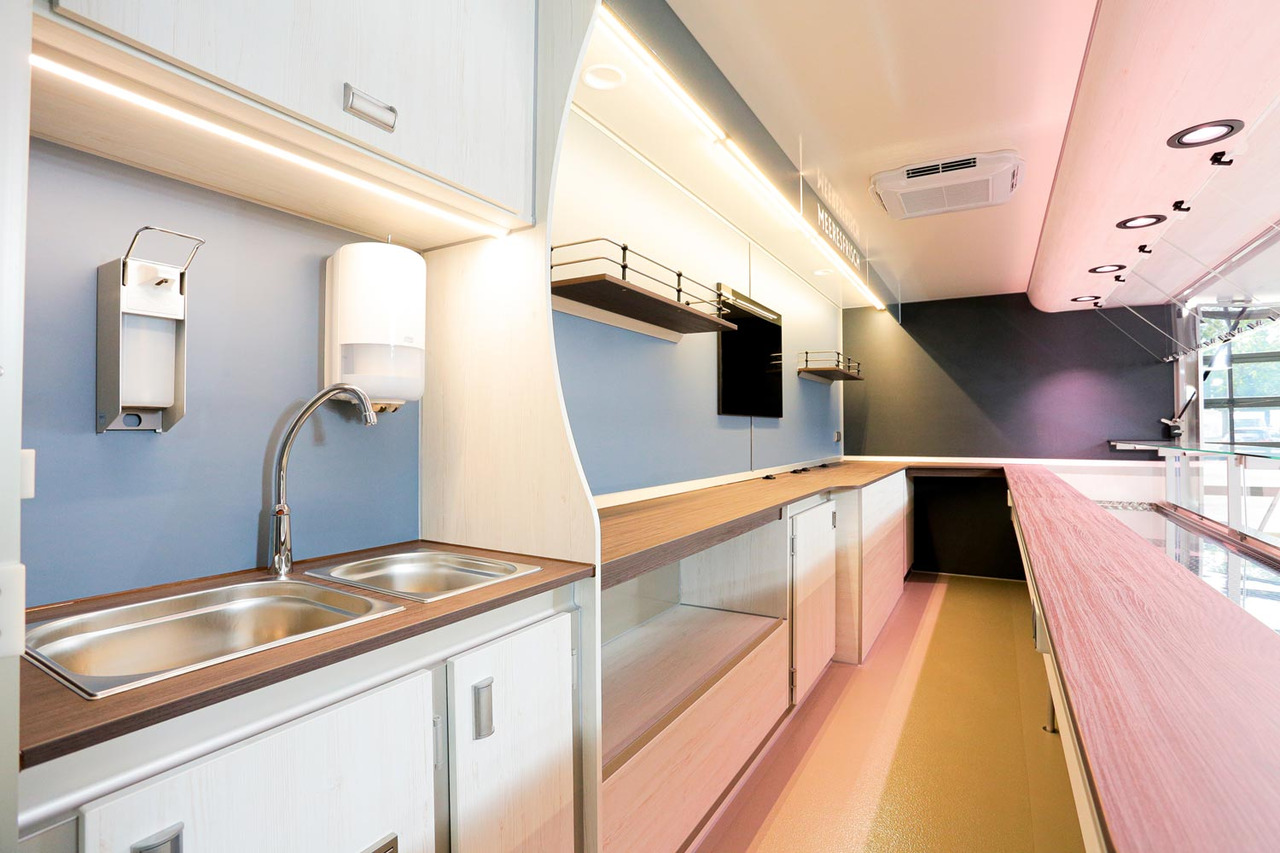 Mobil BORCO HÖHNS - Αυτοκινούμενη καντίνα: φωτογραφία 5 Mobil BORCO HÖHNS - Αυτοκινούμενη καντίνα: φωτογραφία 5