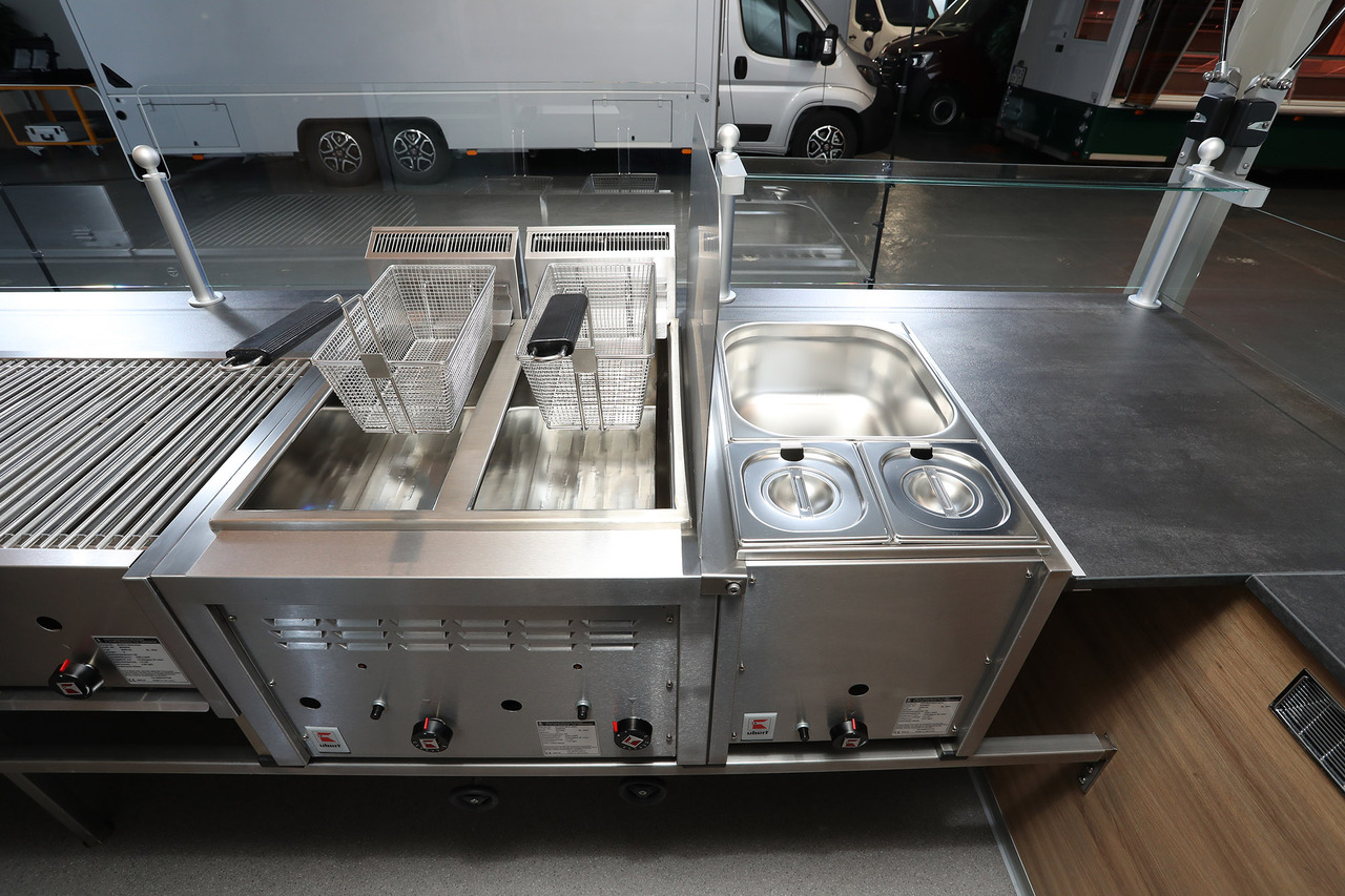 Mobil BORCO HÖHNS - Αυτοκινούμενη καντίνα: φωτογραφία 5 Mobil BORCO HÖHNS - Αυτοκινούμενη καντίνα: φωτογραφία 5