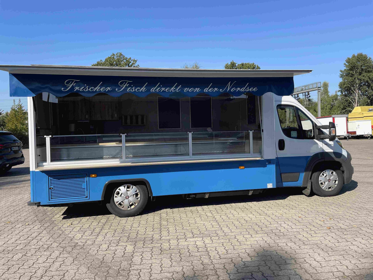 Wochenmarktmobil BORCO HÖHNS - Αυτοκινούμενη καντίνα: φωτογραφία 1 Wochenmarktmobil BORCO HÖHNS - Αυτοκινούμενη καντίνα: φωτογραφία 1