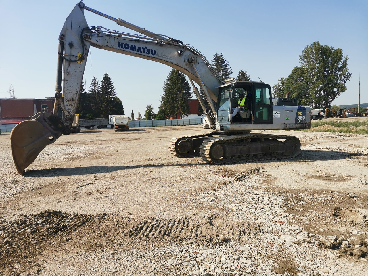 Komatsu PC 350 - Ερπυστριοφόρος εκσκαφέας: φωτογραφία 1 Komatsu PC 350 - Ερπυστριοφόρος εκσκαφέας: φωτογραφία 1