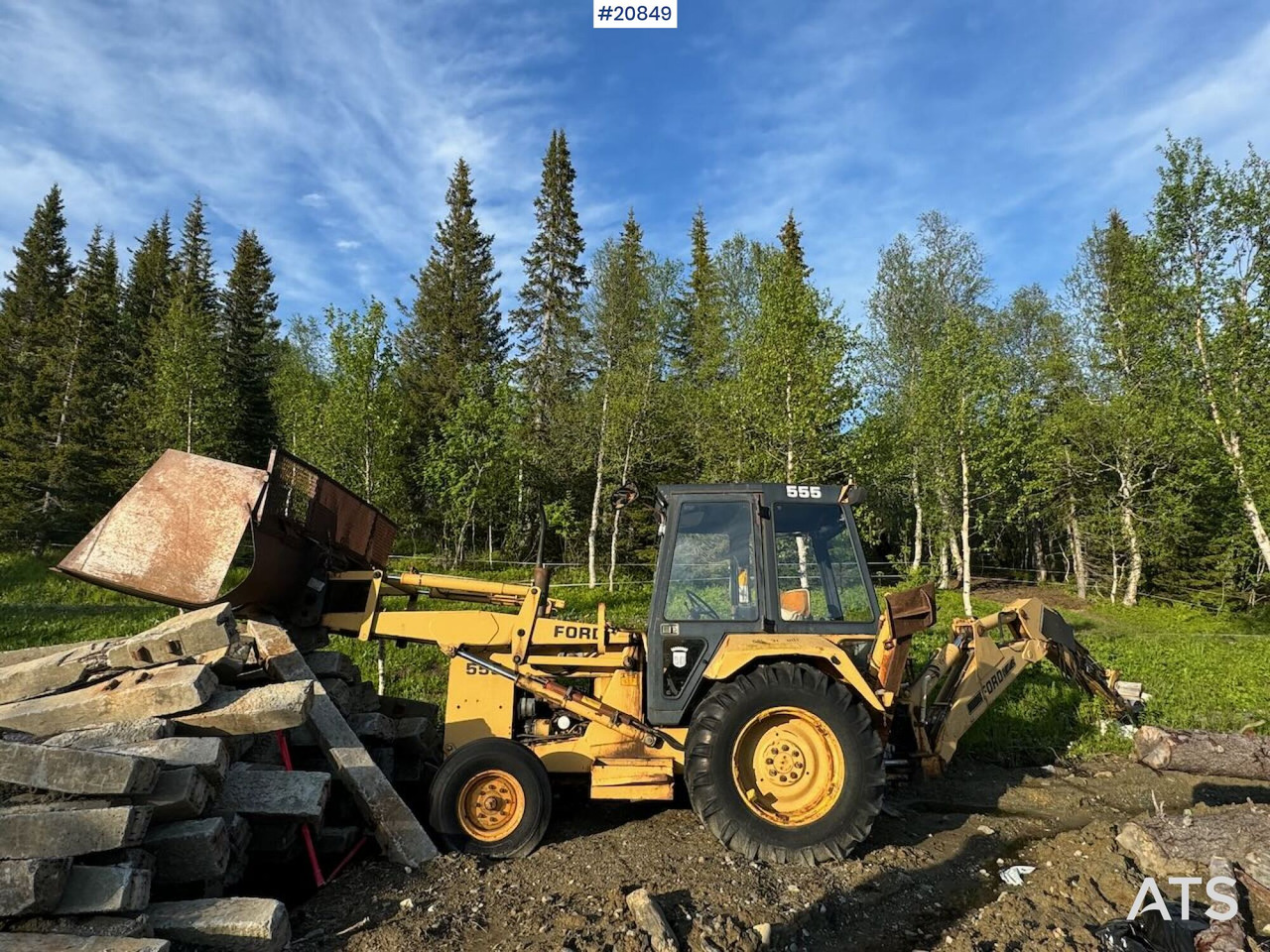 Ford 555 Traktorgraver m/ 2 frontskuffer og 2 graveskuffer - Φορτωτής εκσκαφέας: φωτογραφία 1 Ford 555 Traktorgraver m/ 2 frontskuffer og 2 graveskuffer - Φορτωτής εκσκαφέας: φωτογραφία 1