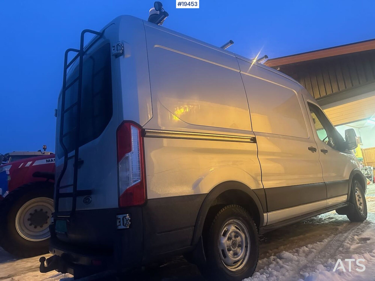 Ford Transit - Βαν: φωτογραφία 5 Ford Transit - Βαν: φωτογραφία 5