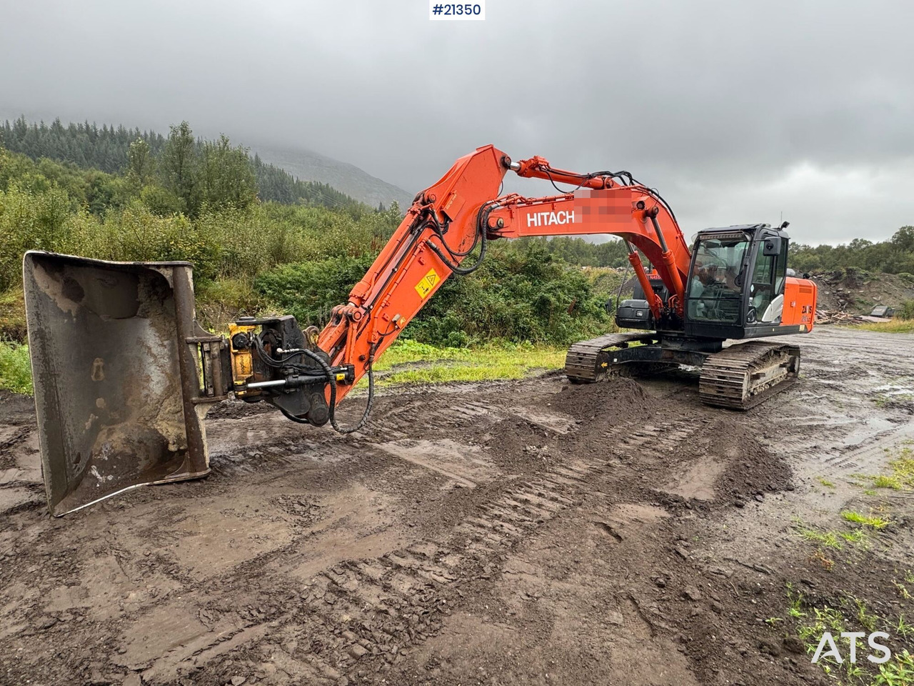 Hitachi ZX210LC - Εκσκαφέας: φωτογραφία 2 Hitachi ZX210LC - Εκσκαφέας: φωτογραφία 2