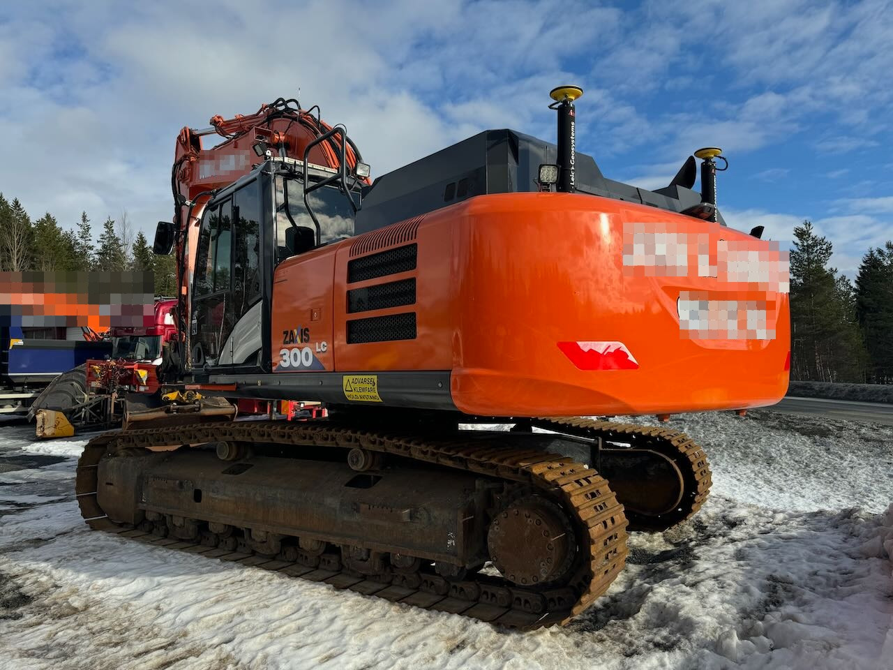 Hitachi ZX300LC-6 Beltegraver m/ 2 skuffer, tilt og GPS - Εκσκαφέας: φωτογραφία 3 Hitachi ZX300LC-6 Beltegraver m/ 2 skuffer, tilt og GPS - Εκσκαφέας: φωτογραφία 3