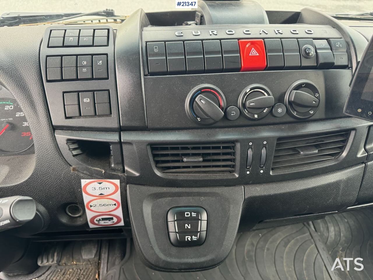 Φορτηγό κόφα Iveco Eurocargo 75-210: φωτογραφία 29 Φορτηγό κόφα Iveco Eurocargo 75-210: φωτογραφία 29