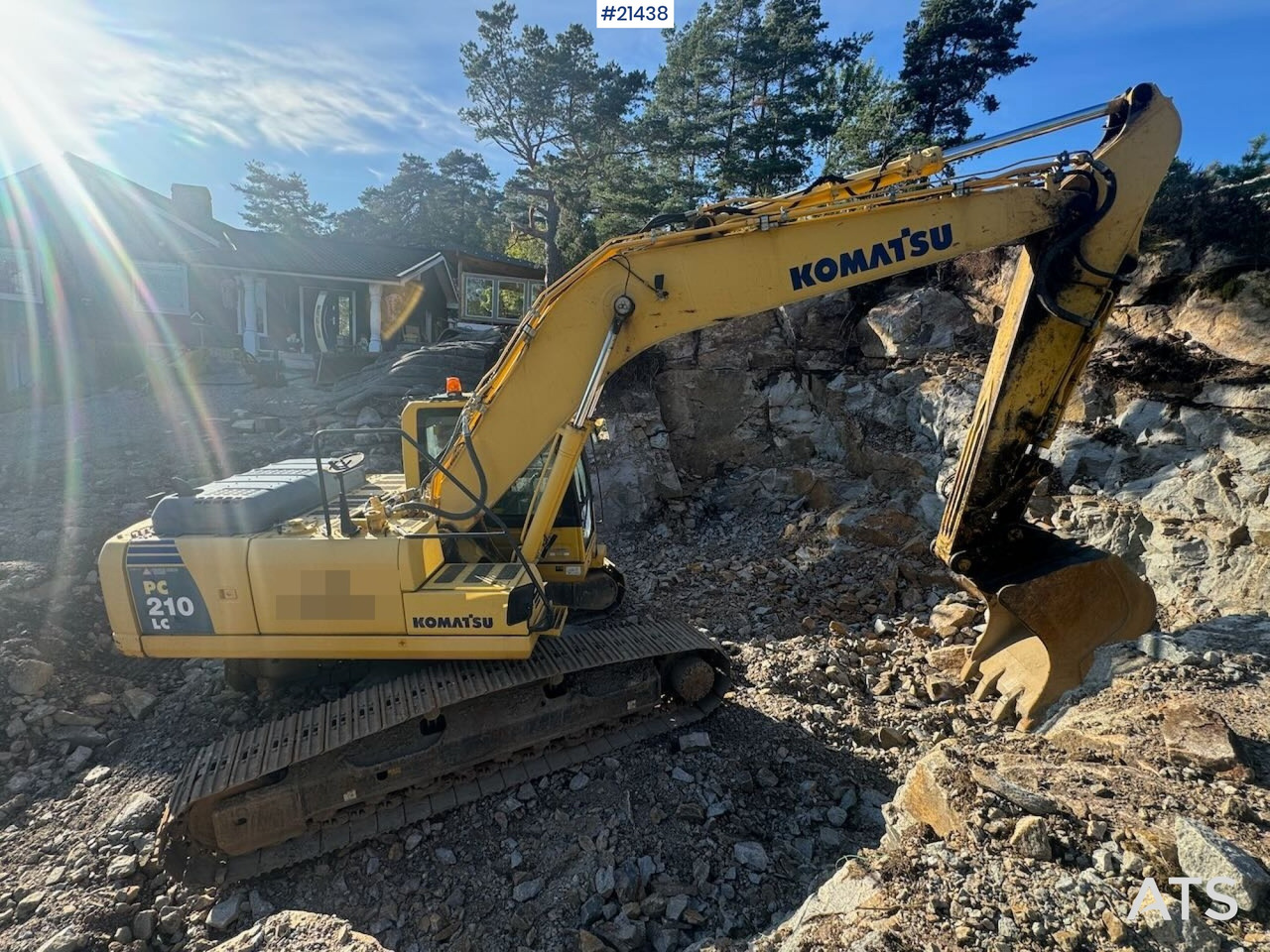 Komatsu PC210LC-8 - Ερπυστριοφόρος εκσκαφέας: φωτογραφία 3 Komatsu PC210LC-8 - Ερπυστριοφόρος εκσκαφέας: φωτογραφία 3