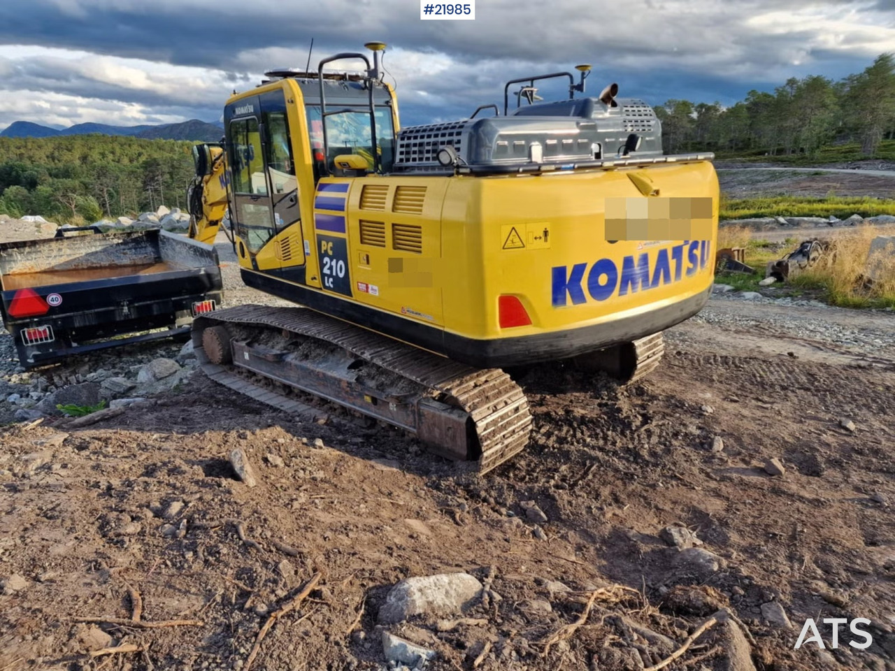 Komatsu PC210LC - Ερπυστριοφόρος εκσκαφέας: φωτογραφία 4 Komatsu PC210LC - Ερπυστριοφόρος εκσκαφέας: φωτογραφία 4