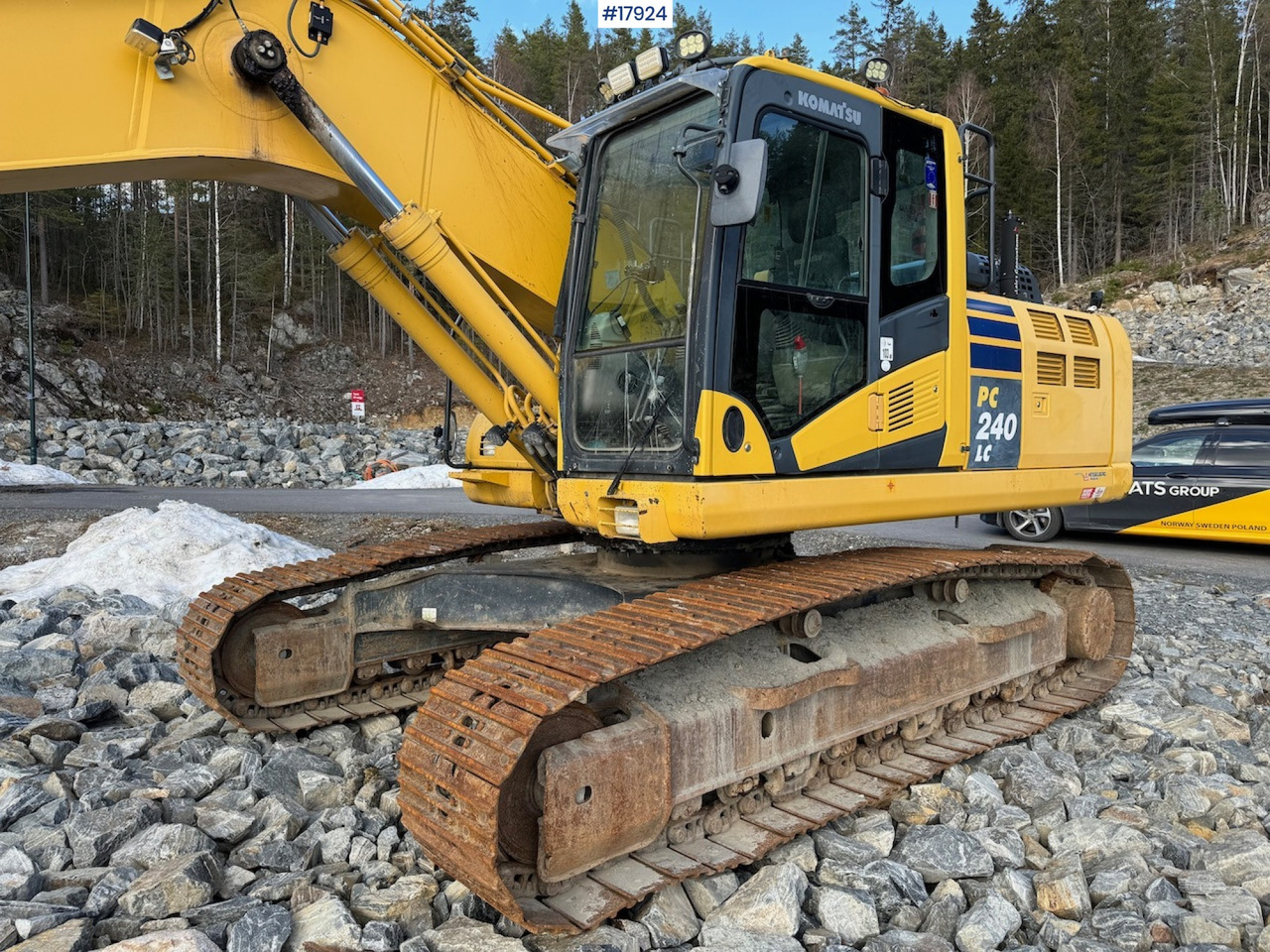 Εκσκαφέας Komatsu PC240LC-10: φωτογραφία 10