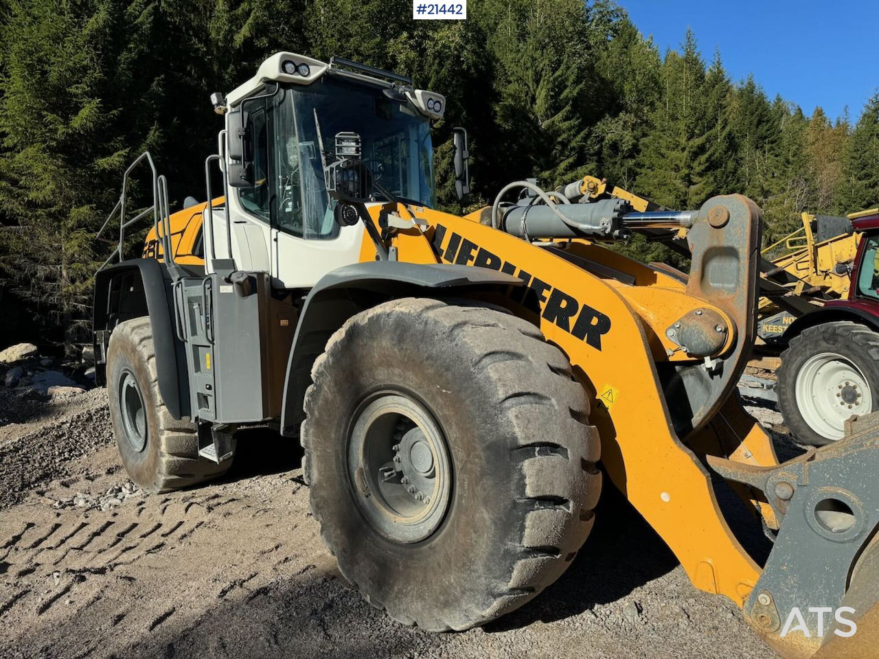 Liebherr L580 - Ελαστιχοφόρος φορτωτής: φωτογραφία 2 Liebherr L580 - Ελαστιχοφόρος φορτωτής: φωτογραφία 2