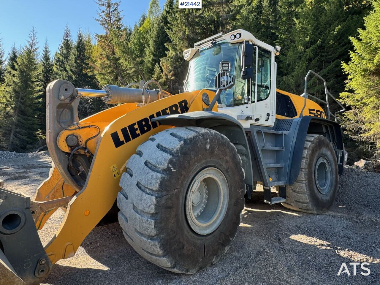 Liebherr L580 - Ελαστιχοφόρος φορτωτής: φωτογραφία 4 Liebherr L580 - Ελαστιχοφόρος φορτωτής: φωτογραφία 4