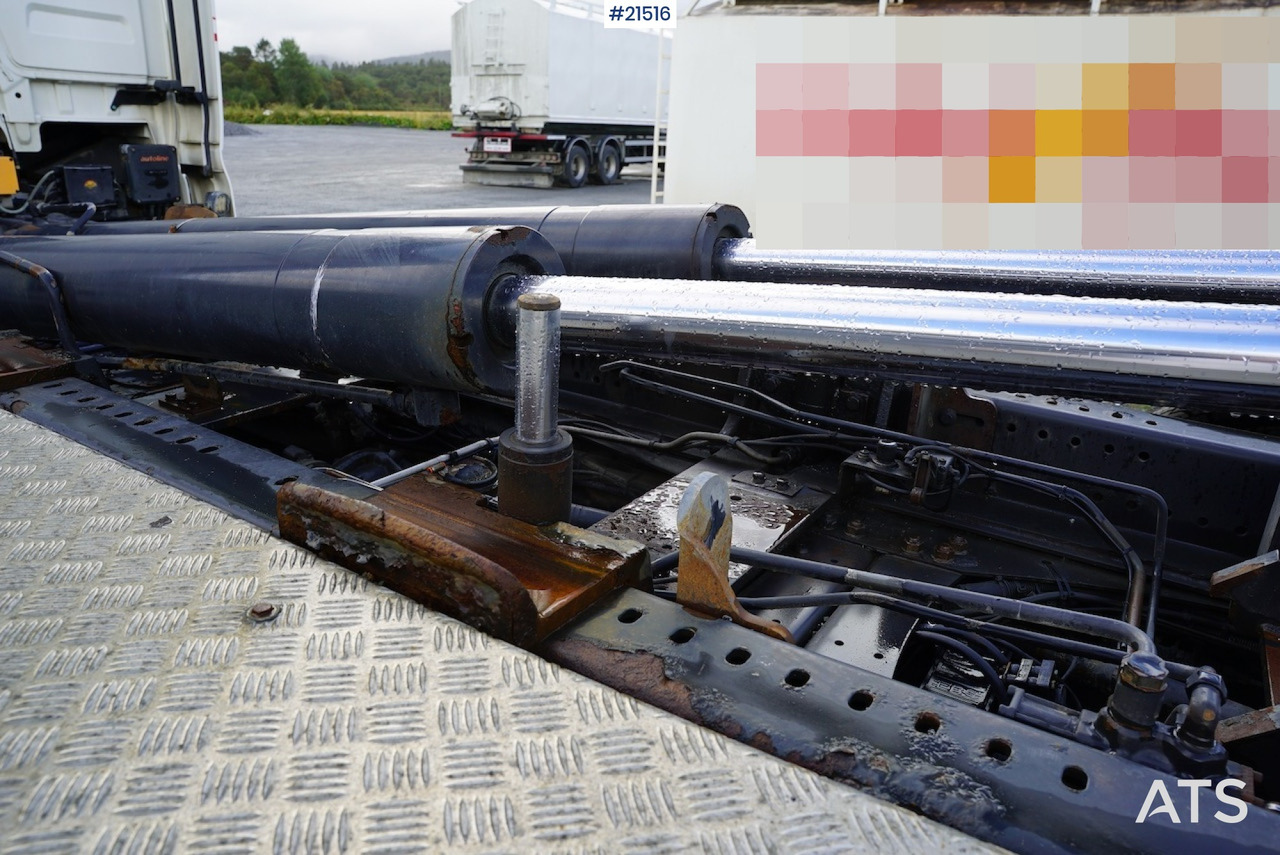 Φορτηγό φόρτωσης γάντζου MAN Man TGX 35.560 8x4 tridem krokbil: φωτογραφία 17