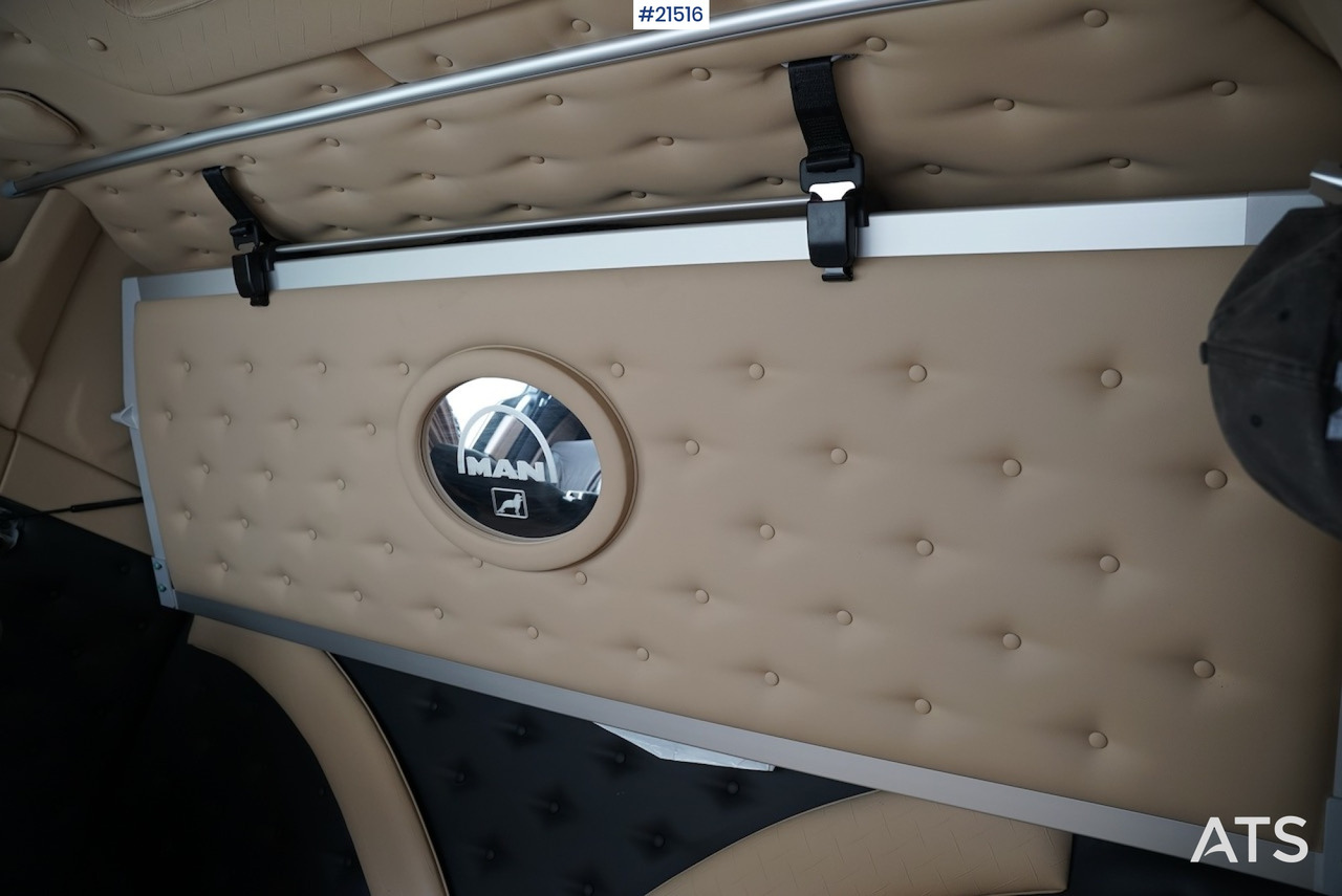 Φορτηγό φόρτωσης γάντζου MAN Man TGX 35.560 8x4 tridem krokbil: φωτογραφία 38