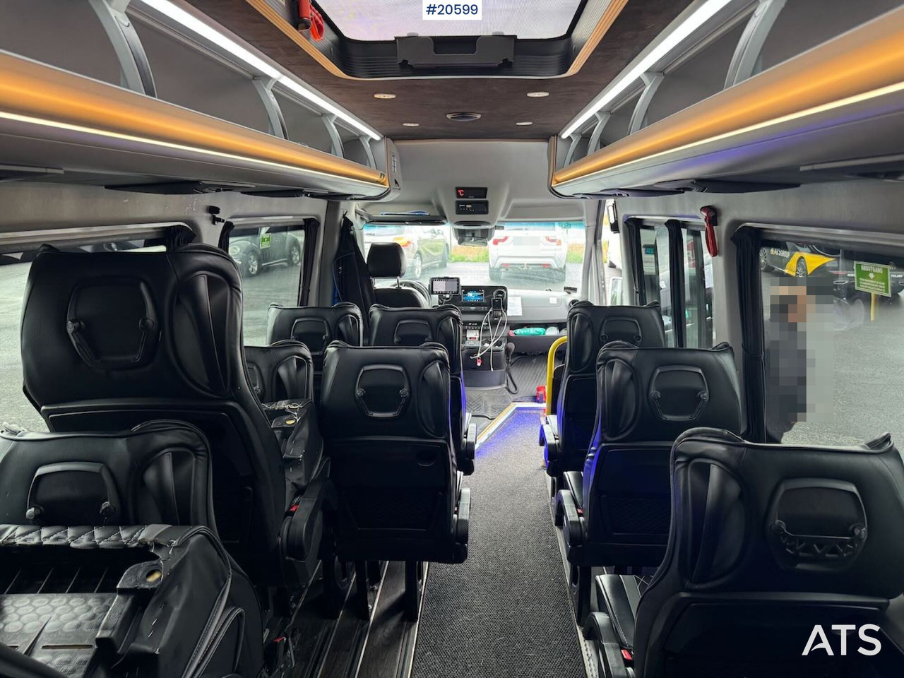Μικρό λεωφορείο, Επιβατικό βαν Mercedes Sprinter: φωτογραφία 29