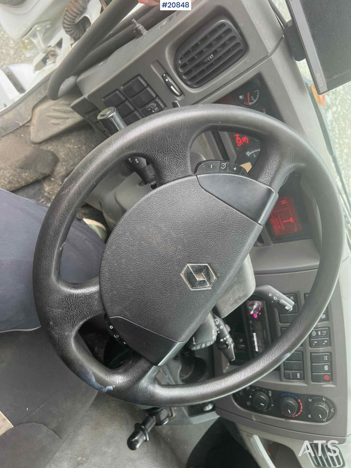 Φορτηγό κόφα Renault midlum: φωτογραφία 35 Φορτηγό κόφα Renault midlum: φωτογραφία 35