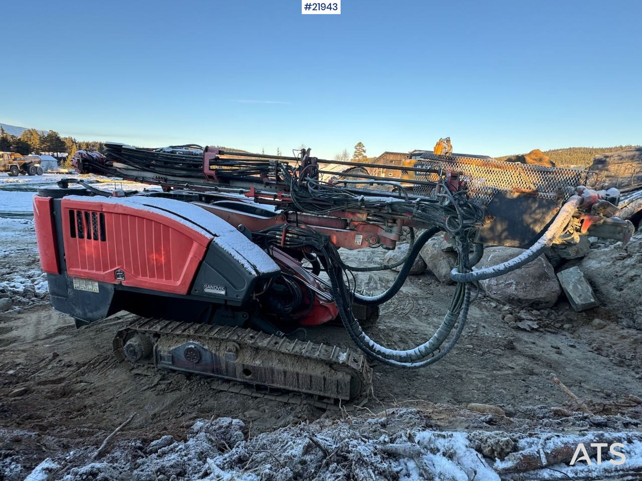 Sandvik Dino DC400RI Borerigg. Overhalt motor og hammer SE VIDEO - Γεωτρύπανο: φωτογραφία 2 Sandvik Dino DC400RI Borerigg. Overhalt motor og hammer SE VIDEO - Γεωτρύπανο: φωτογραφία 2