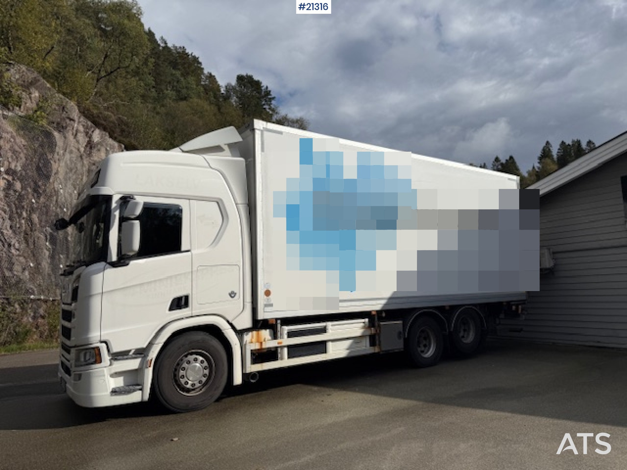 Scania R520 - Φορτηγό κόφα: φωτογραφία 1 Scania R520 - Φορτηγό κόφα: φωτογραφία 1