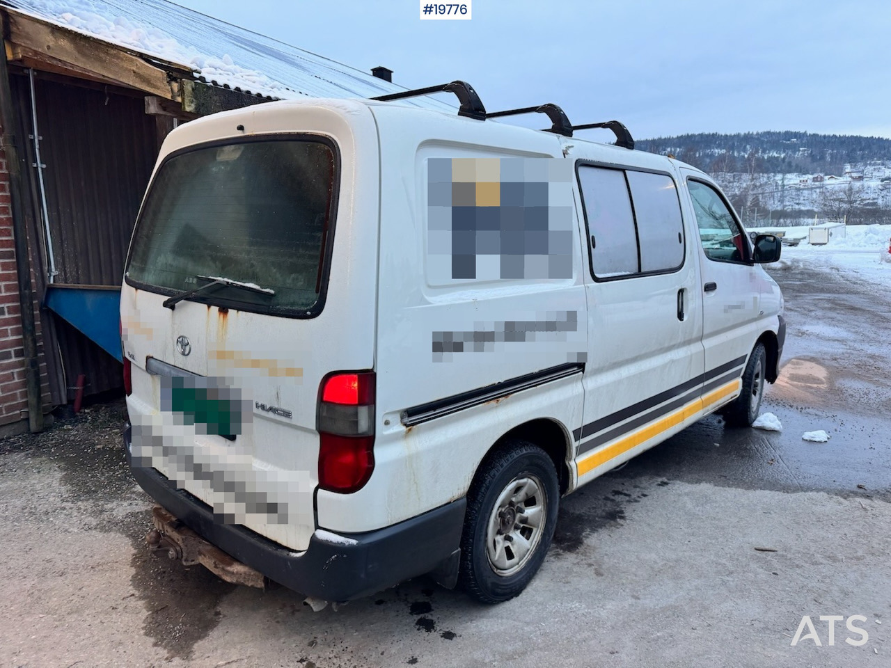 Toyota Hiace - Βαν: φωτογραφία 3 Toyota Hiace - Βαν: φωτογραφία 3