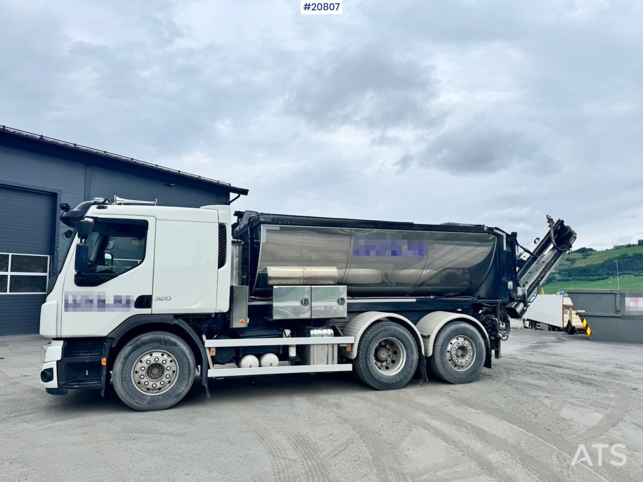 Volvo FE320 - Φορτηγό, Μηχανών ασφάλτου: φωτογραφία 1 Volvo FE320 - Φορτηγό, Μηχανών ασφάλτου: φωτογραφία 1
